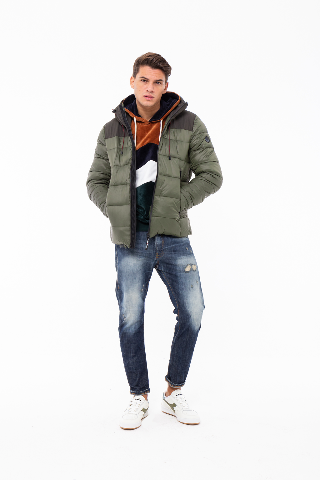 Giubbino con cappuccio soft shell