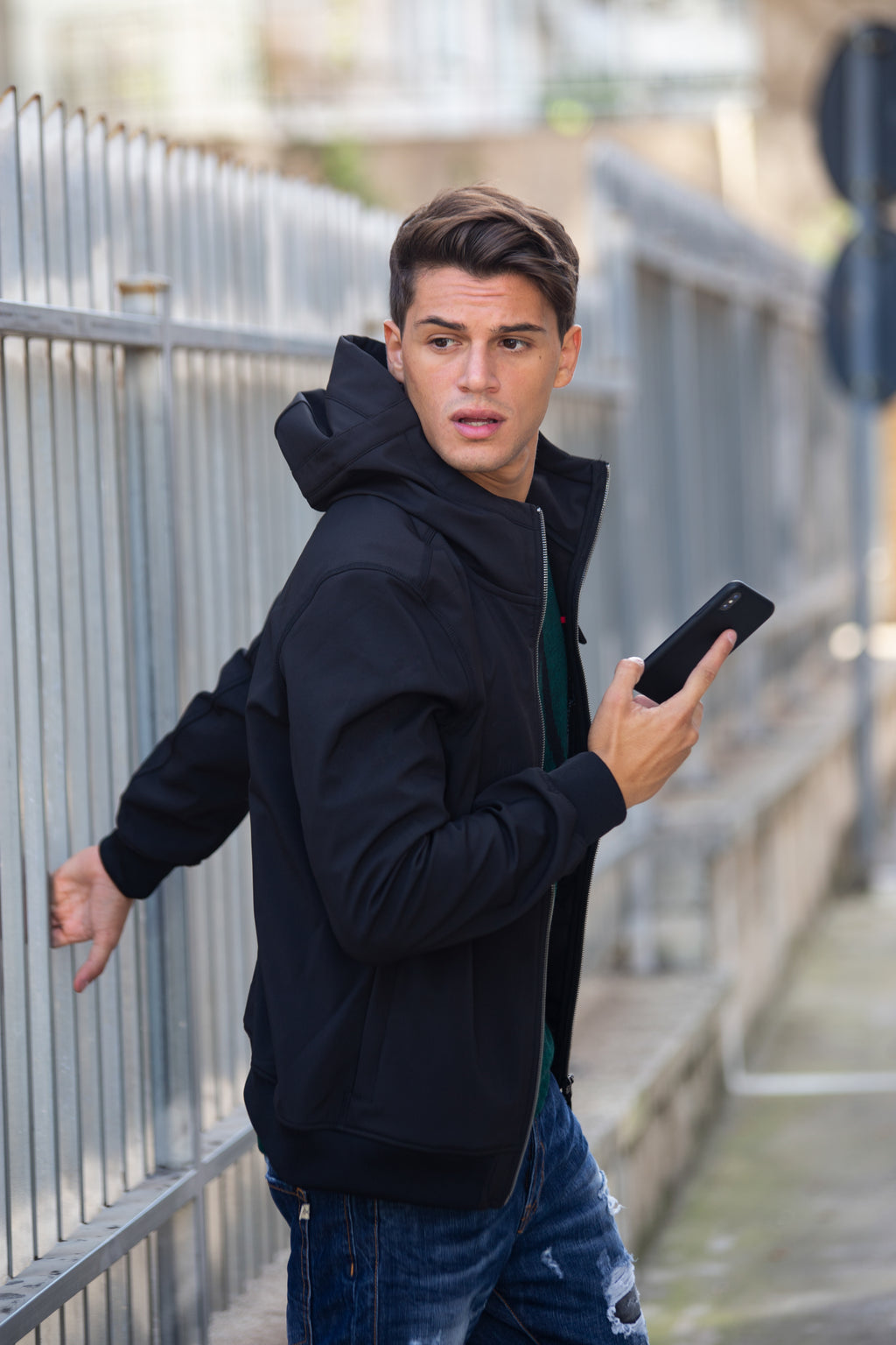 Giubbino Softshell con cappuccio