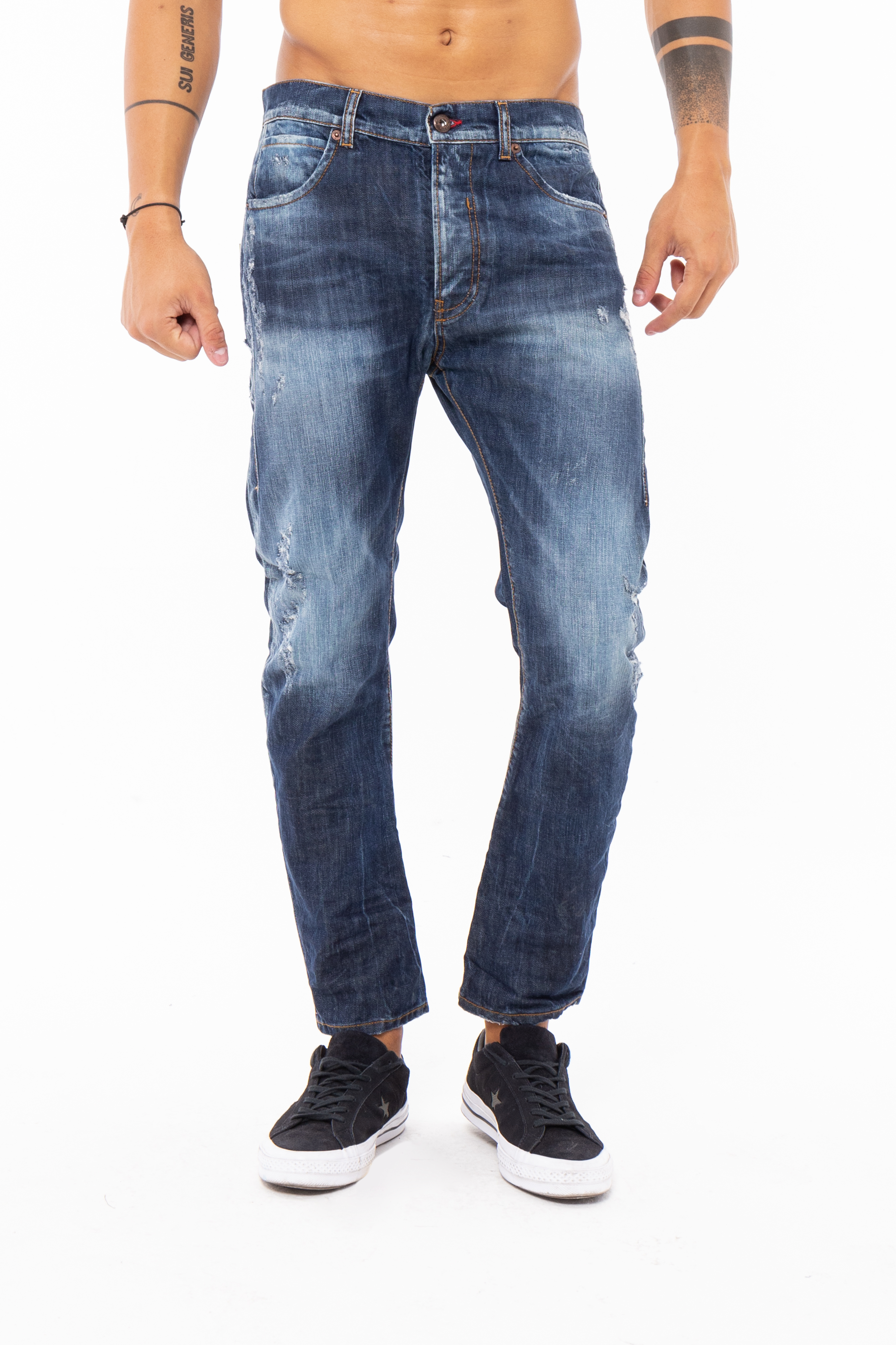 Jeans loose fit con cinque tasche